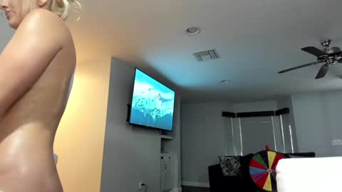 Ashley Teal online show from 01/20/25, 10:15