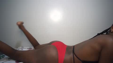 Snapshot of sexyasspetitte_ chatting on 02/07/25, 10:52 sexyasspetitte_ online show from 02/07/25, 10:52