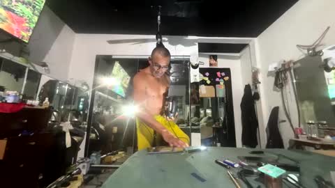 Snapshot of sexybeaner1134 chatting on 05/18/26, 12:44 sexybeaner1134 online show from 05/18/26, 12:44