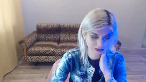 sexybeatriice online show from 01/17/25, 07:19