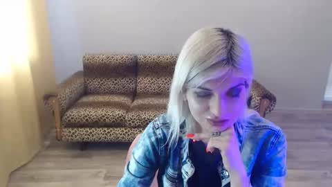 sexybeatriice online show from 01/24/25, 10:21