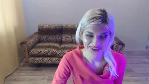 sexybeatriice online show from 02/01/25, 07:05