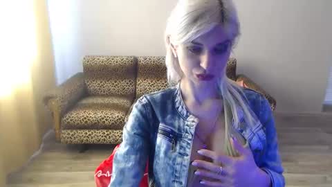 sexybeatriice online show from 02/28/25, 07:37