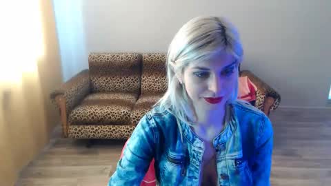 sexybeatriice online show from 03/01/25, 10:24