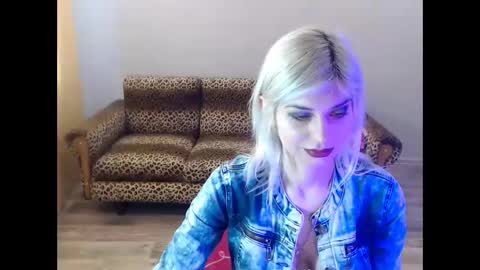 sexybeatriice online show from 03/04/25, 07:19