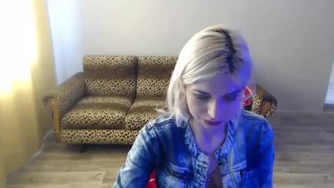 sexybeatriice online show from 03/06/25, 07:14
