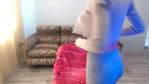 sexybeatriice online show from 10/28/25, 07:23