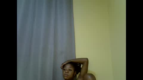 sexybianca56 online show from 10/27/25, 10:58