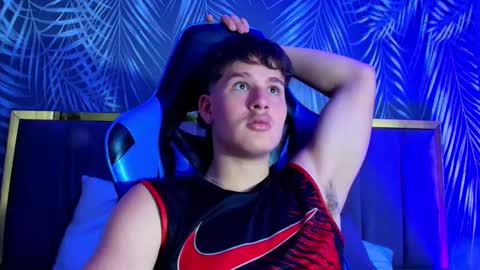 owen sky online show from 09/12/25, 12:49