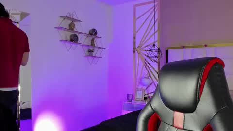 owen sky online show from 10/17/25, 01:03