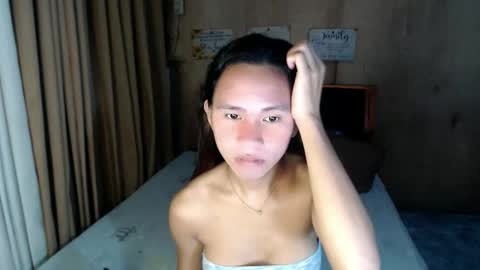 Snapshot of sexybriannabonita chatting on 05/27/26, 09:01 sunshine online show from 05/27/26, 09:01