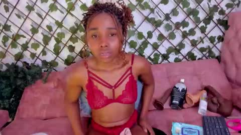 sofia online show from 10/16/25, 02:12