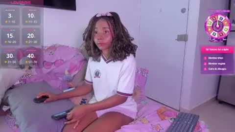 Snapshot of sexybrunnetem chatting on 06/27/26, 10:09 sofia online show from 06/27/26, 10:09