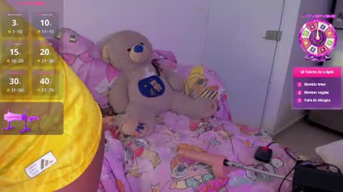 Snapshot of sexybrunnetem chatting on 06/29/26, 10:26 sofia online show from 06/29/26, 10:26