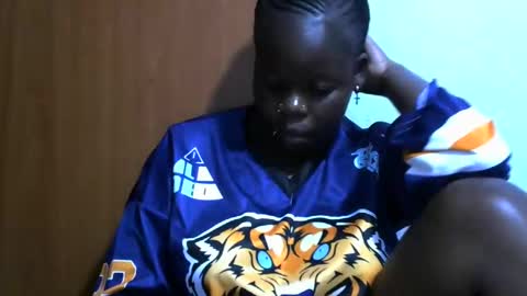 sexycarina254 online show from 12/11/24, 06:42