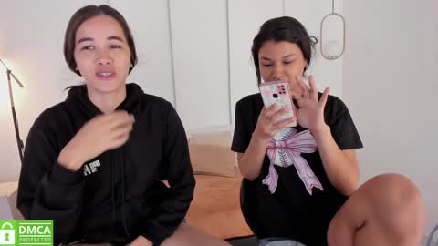 chanell and yina online show from 01/09/25, 12:41