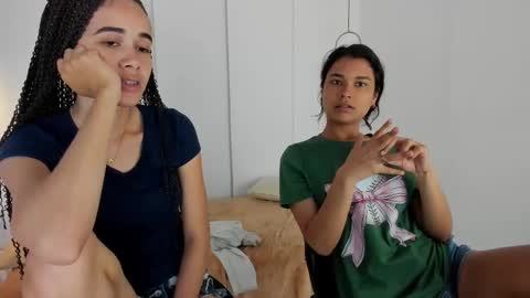 chanell and yina online show from 02/25/25, 04:00