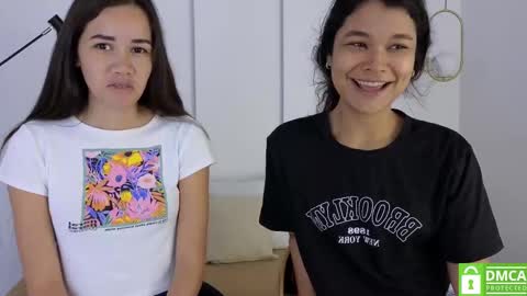 chanell and yina online show from 09/22/25, 01:02