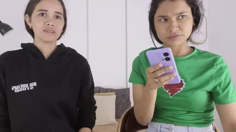 chanell and yina online show from 01/08/26, 01:24