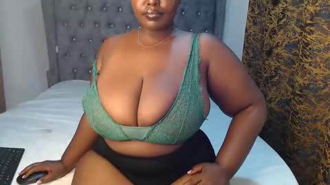 sexychocco online show from 01/11/25, 06:12