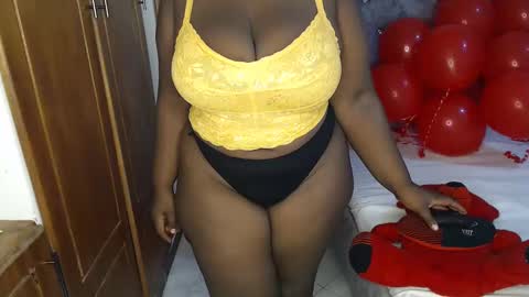 sexychocco online show from 02/16/25, 08:44