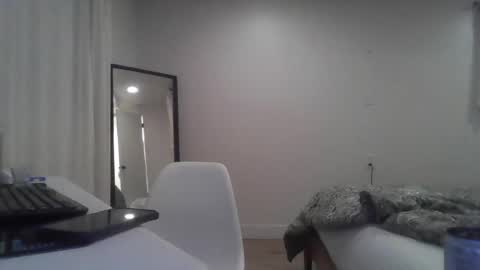 Snapshot of sexychrissyfem chatting on 03/26/26, 03:45 sexychrissyfem online show from 03/26/26, 03:45