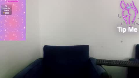 Snapshot of sexychubbyanna chatting on 02/15/26, 08:05 sexychubbyanna online show from 02/15/26, 08:05