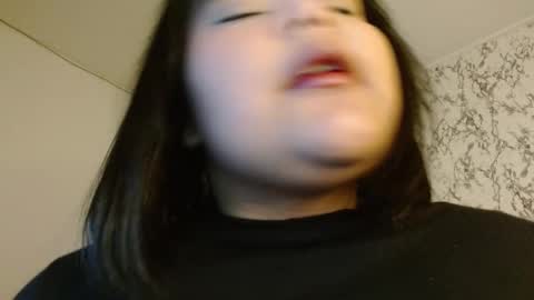 Snapshot of sexychubbyy chatting on 11/24/25, 04:45 Eva online show from 11/24/25, 04:45