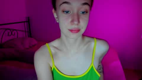 Snapshot of sexycocobutt chatting on 01/18/25, 10:17 Sophia online show from 01/18/25, 10:17