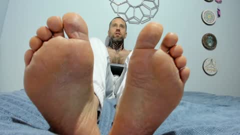 Antonioylola online show from 12/26/24, 11:21