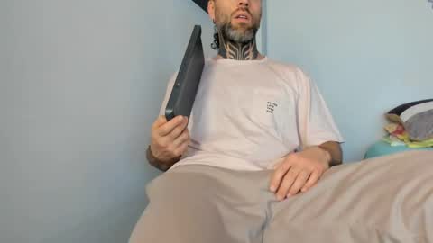 Antonioylola online show from 02/22/25, 07:47