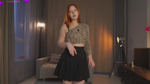 Snapshot of sexycutegirs chatting on 02/01/26, 04:11 Hello my name is Merry every 200 subs - Hot show Fav patterns 577123 pvt open online show from 02/01/26, 04:11