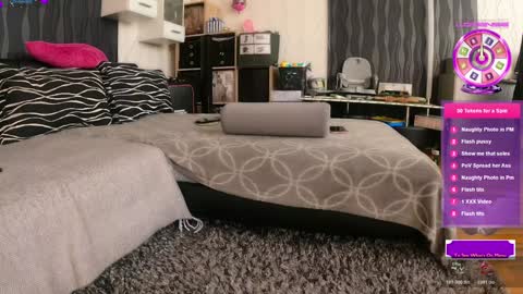 XDA   online show from 02/04/26, 12:44