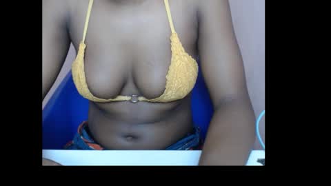 Snapshot of sexydebabe chatting on 09/11/25, 02:50 sexydebabe online show from 09/11/25, 02:50