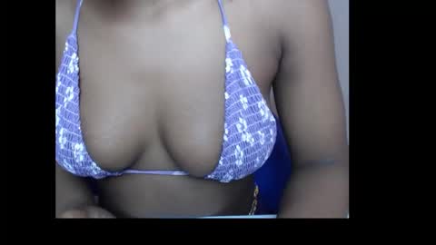 Snapshot of sexydebabe chatting on 09/13/25, 01:05 sexydebabe online show from 09/13/25, 01:05