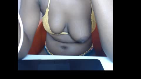 Snapshot of sexydebabe chatting on 10/22/25, 02:01 sexydebabe online show from 10/22/25, 02:01