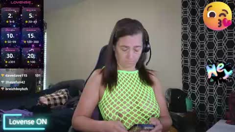 Snapshot of sexydistraction1 chatting on 07/17/26, 02:13 SexyDistraction online show from 07/17/26, 02:13