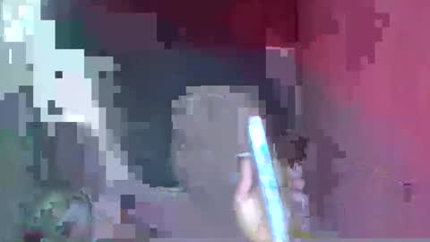 Snapshot of sexydoll32 chatting on 04/22/26, 10:33 sexydoll32 online show from 04/22/26, 10:33