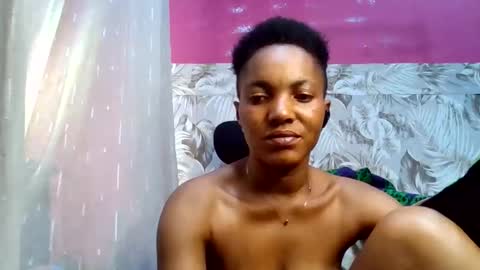 Snapshot of sexydoll32 chatting on 06/09/26, 10:10 sexydoll32 online show from 06/09/26, 10:10