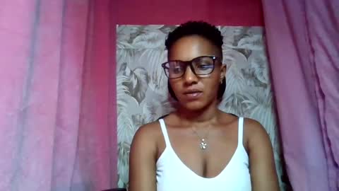 Snapshot of sexydoll32 chatting on 07/11/26, 10:22 sexydoll32 online show from 07/11/26, 10:22