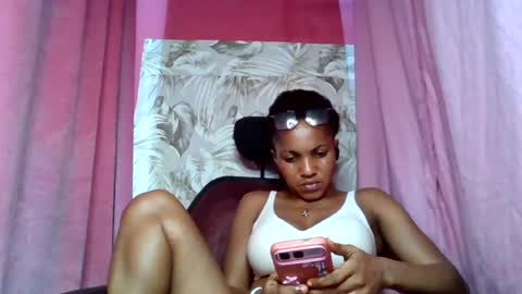 Snapshot of sexydoll32 chatting on 07/23/26, 01:58 sexydoll32 online show from 07/23/26, 01:58