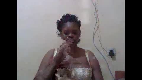 Snapshot of sexydove2 chatting on 02/16/26, 06:04 EMILY online show from 02/16/26, 06:04