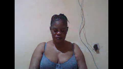 Snapshot of sexydove2 chatting on 03/03/26, 03:56 EMILY online show from 03/03/26, 03:56