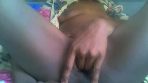 Snapshot of sexyebony81 chatting on 03/18/26, 09:34 sexyebony81 online show from 03/18/26, 09:34