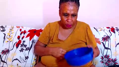 Snapshot of sexyebonylove89 chatting on 12/16/25, 10:31 sexyebonylove89 online show from 12/16/25, 10:31