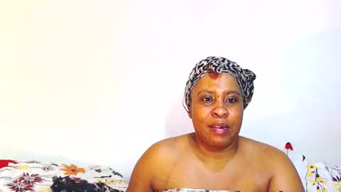 Snapshot of sexyebonylove89 chatting on 01/14/26, 12:27 sexyebonylove89 online show from 01/14/26, 12:27