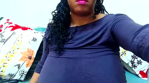 Snapshot of sexyebonylove89 chatting on 02/21/26, 06:25 sexyebonylove89 online show from 02/21/26, 06:25