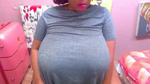 sexyebonylove89 online show from 06/28/26, 11:22