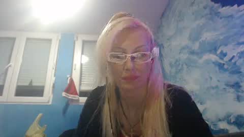 Snapshot of sexyeni chatting on 01/11/25, 06:54 ENI pvt moan your name WHEN I M NOT online you tell me in SNAPCHAT deal yes add me... FREE TWITTER magiconline101...... online show from 01/11/25, 06:54