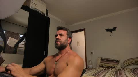 chris online show from 01/12/25, 07:10